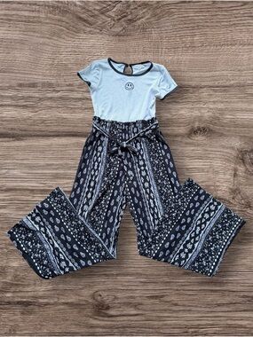 Girls No Comment Girls White and Black Wide Leg Romper with Smilie Size Medium